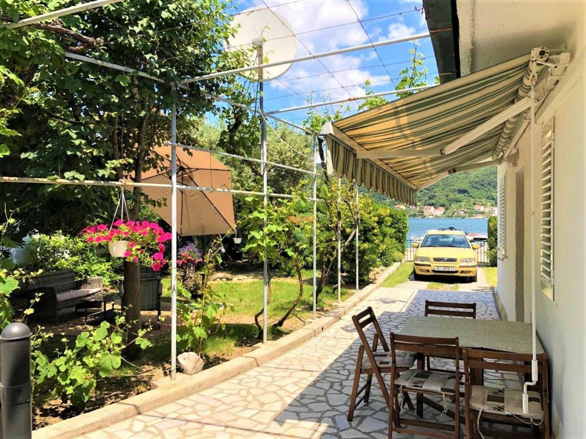 Apartments With Boat Mooring Marija Супетарска-Драга Экстерьер фото
