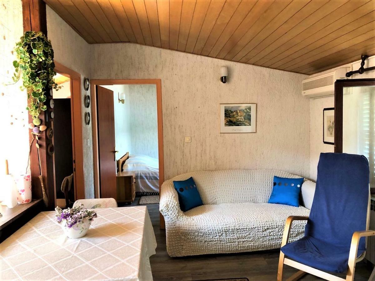 Apartments With Boat Mooring Marija Супетарска-Драга Экстерьер фото